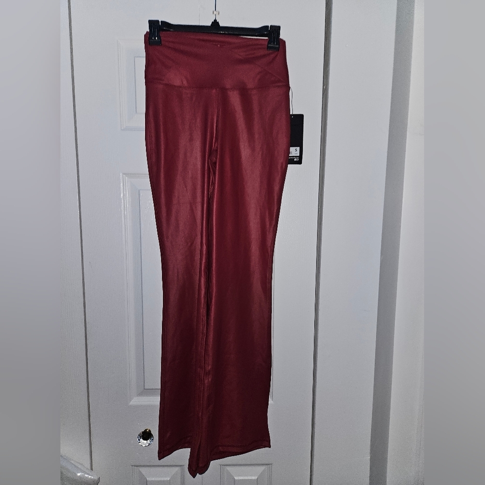 90 Degree By Reflex Interlink High Shine Cire Crossover V-Back Flared Rhubarb